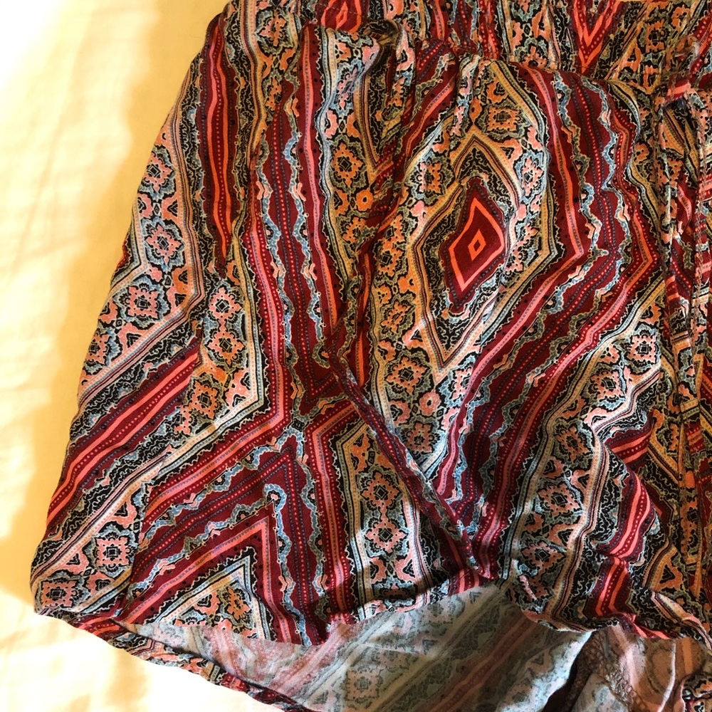 Soft Petal summer shorts - Picture 4 of 4